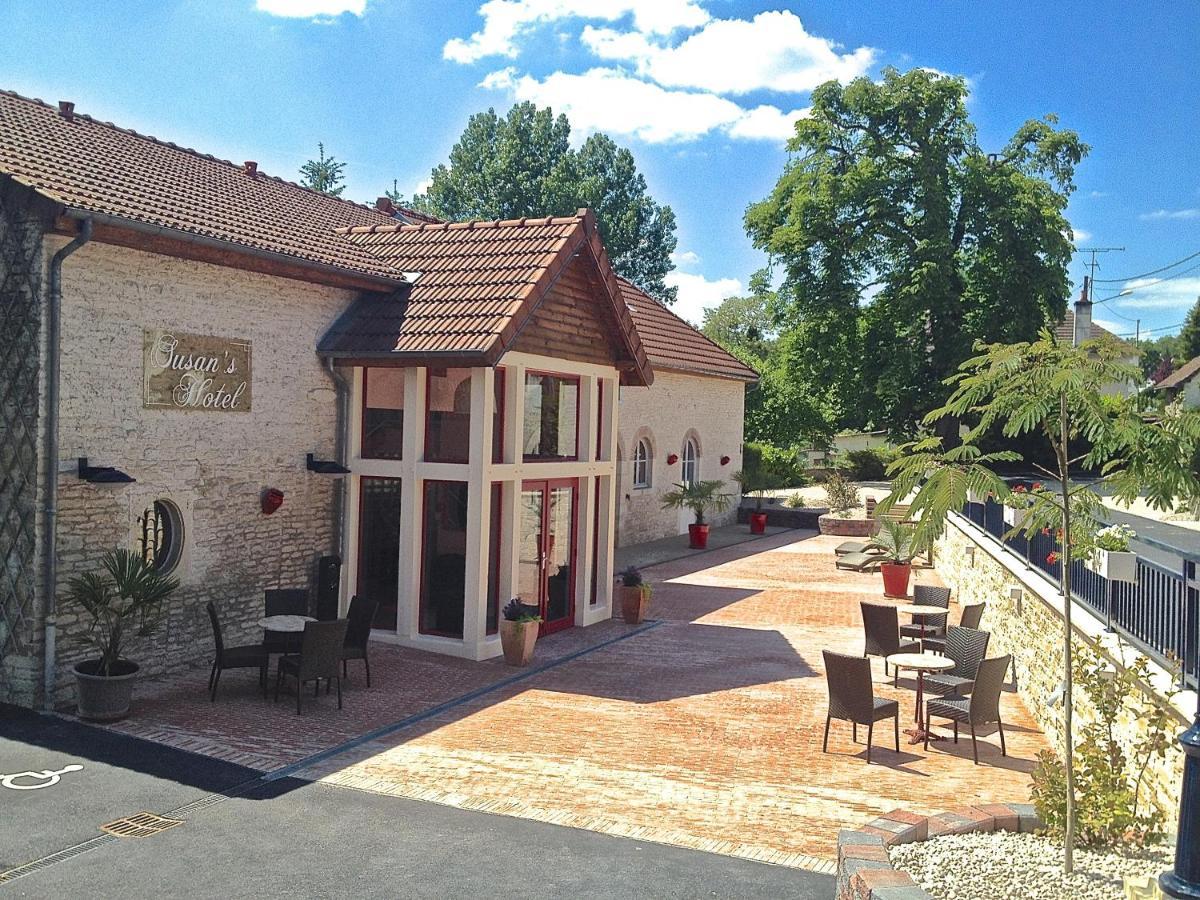 Logis Hostellerie La Chaumiere Arsonval Екстериор снимка